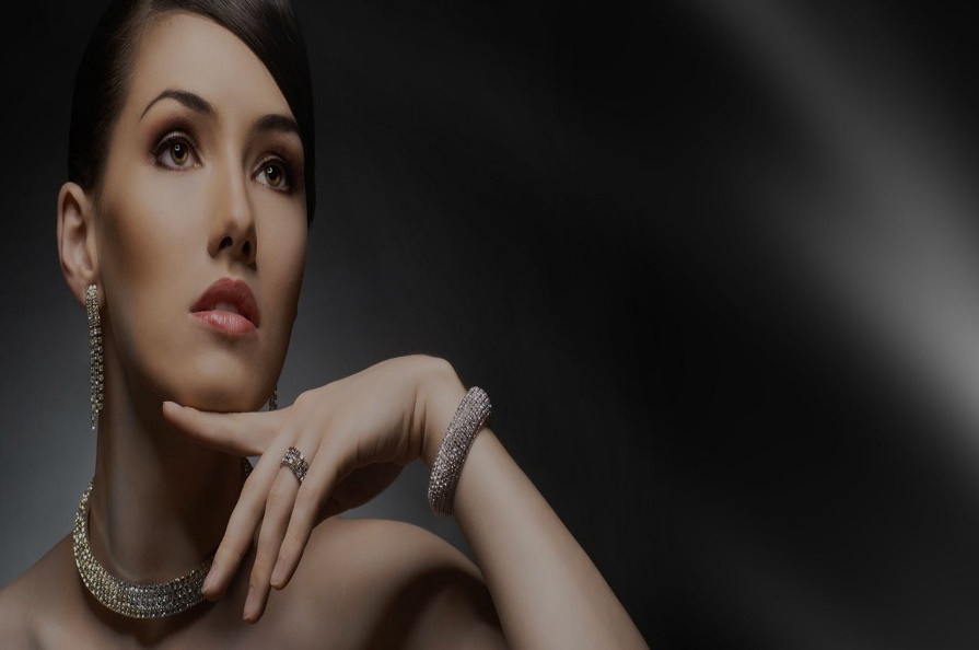 Saving With Online Jewelry Store